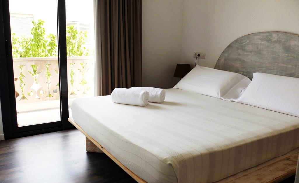 Hostal Bon Sol San Ferrán de ses Roques Eksteriør bilde